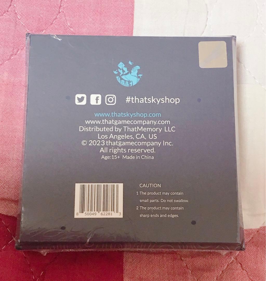 sky 星を紡ぐこどもたち　書庫の大精霊　ピンバッジ