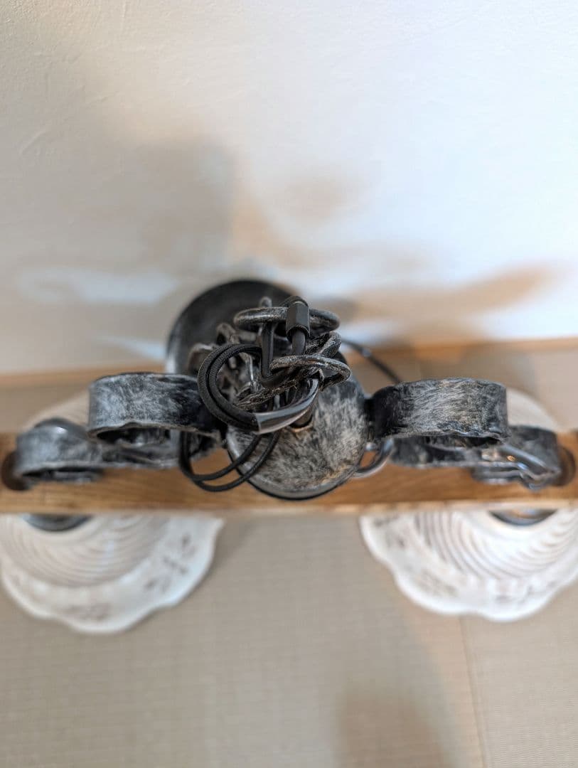 美品　コイズミ　AP 40043 L シャンデリア LED　ライト　アンティーク