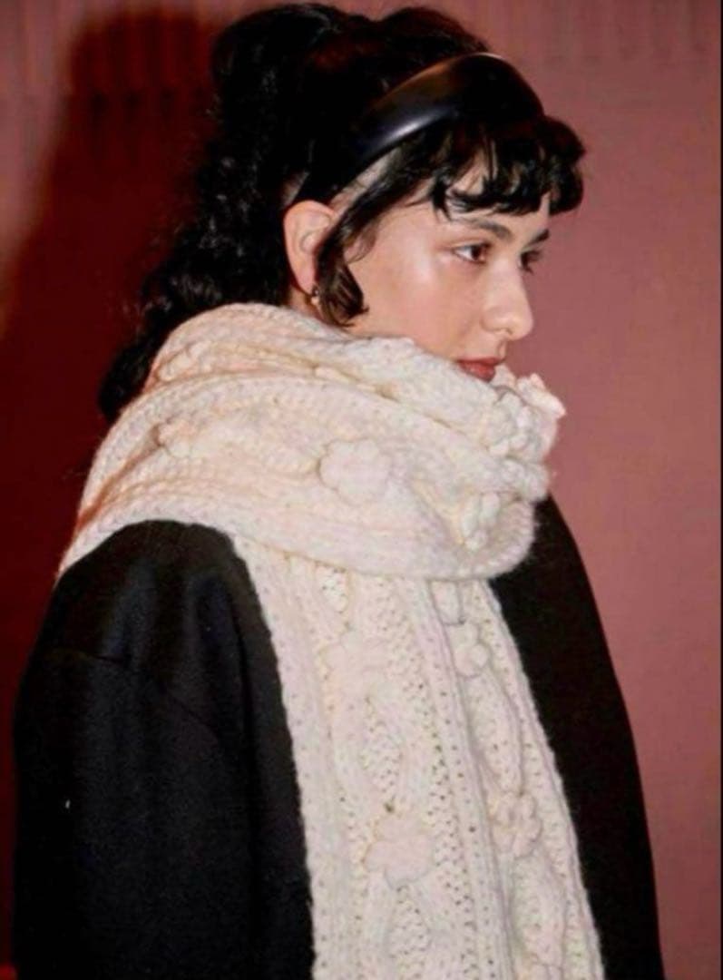 【正規品】Bibiy. フラワーポンポンマフラー　ハンドメイド