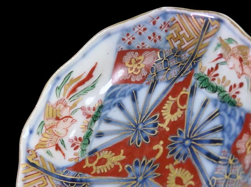 大聖寺伊万里　金襴手　桐に鳳凰　石畳紋の図　豆皿　E027AS-CTt