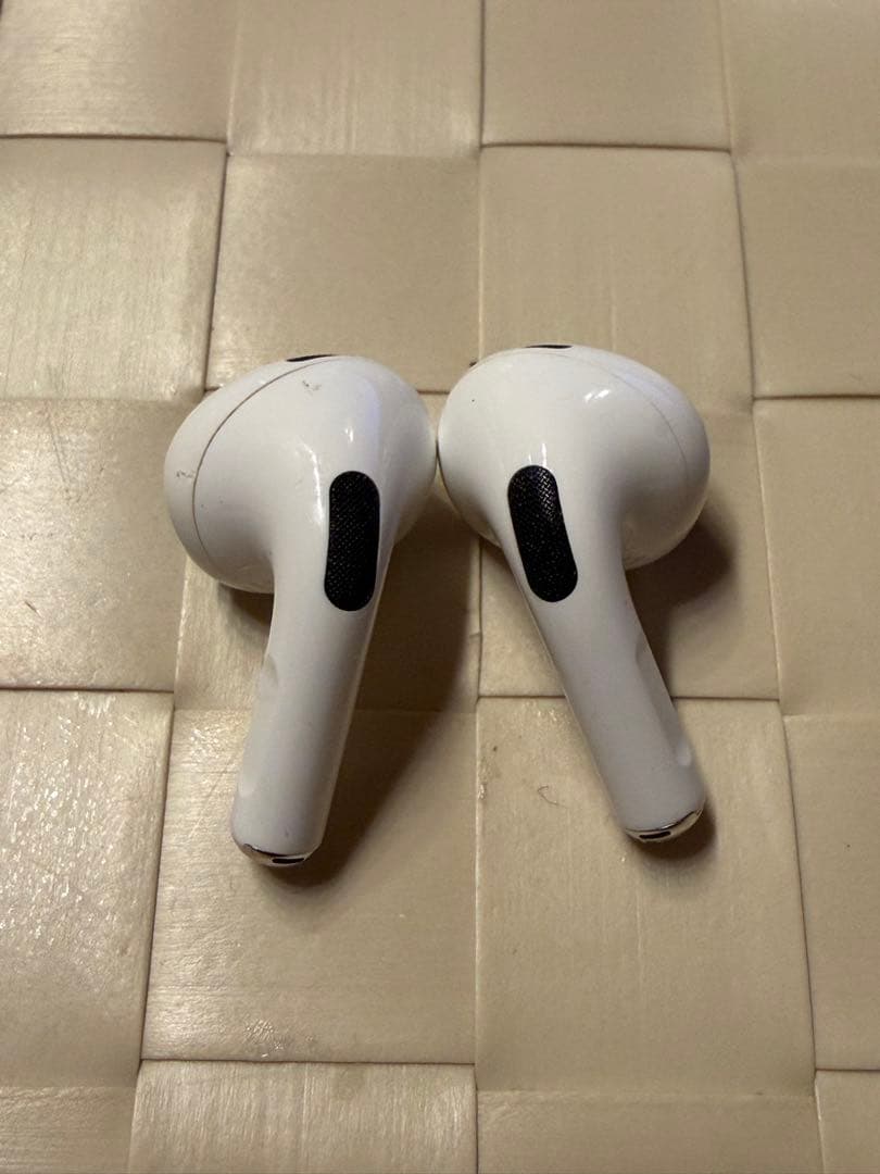 AirPods pro 第2世代 Apple Lightning 完動品 箱あり