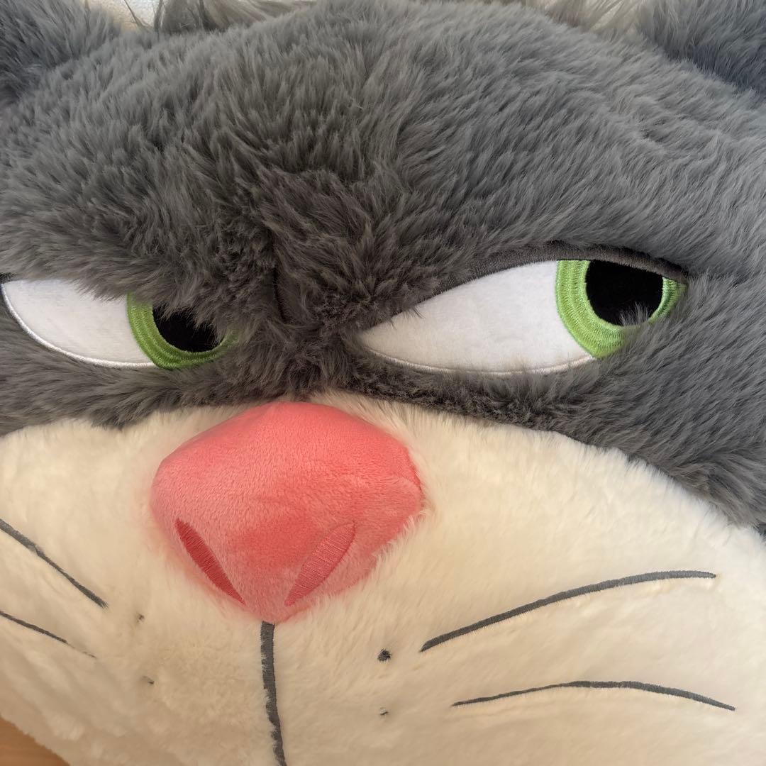 ★新品、タグ付 ★ディズニー ルシファー&ジュディ　2点セット　ぬいぐるみ