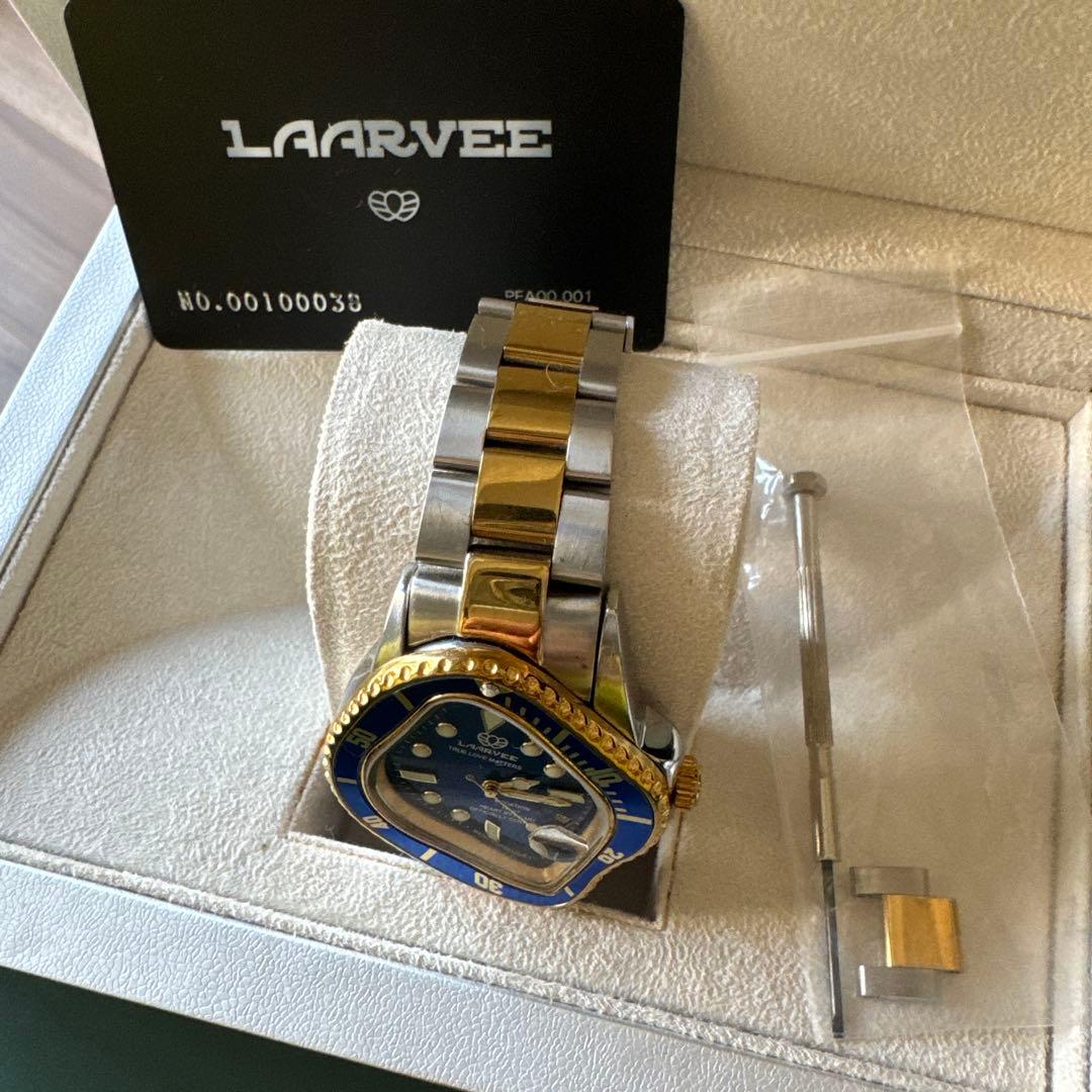 laarvee 時計 青×金
