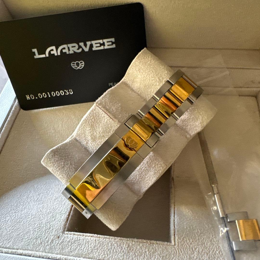 laarvee 時計 青×金