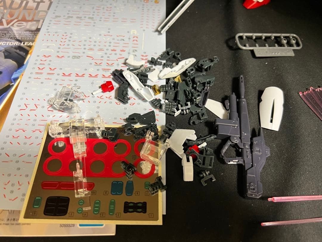 MG V2アサルトバスターガンダムVer.ka 完成品