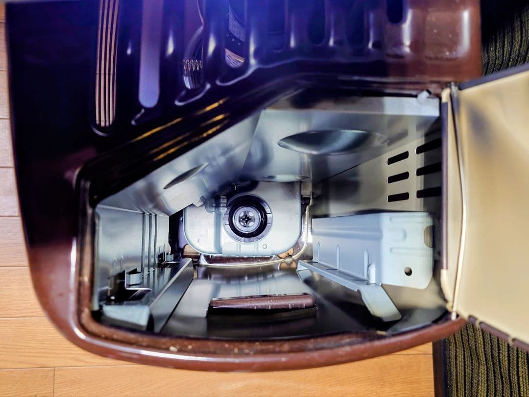 これから寒さ本番前にコロナ製石油ストーブ。