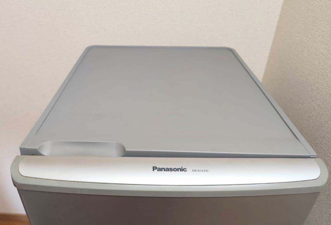 パナソニック Panasonic 冷蔵庫 NR-B142W 送料無料