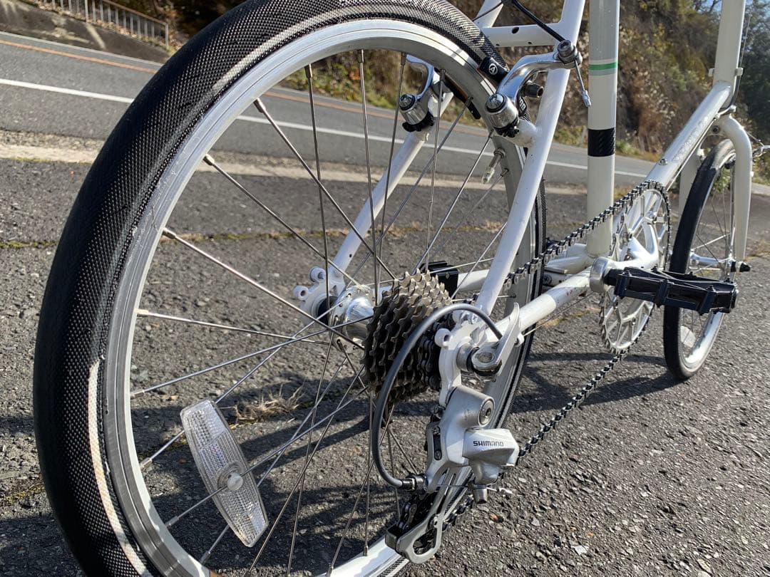 【即乘】送料無料BRUNOミニベロ小径車 ロードバイクSHIMANO 8速 20