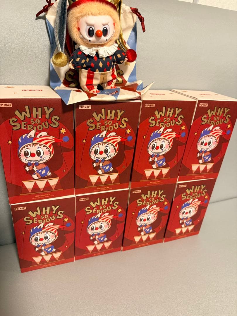 ラブブ　WHY SO SERIOUS POP MART