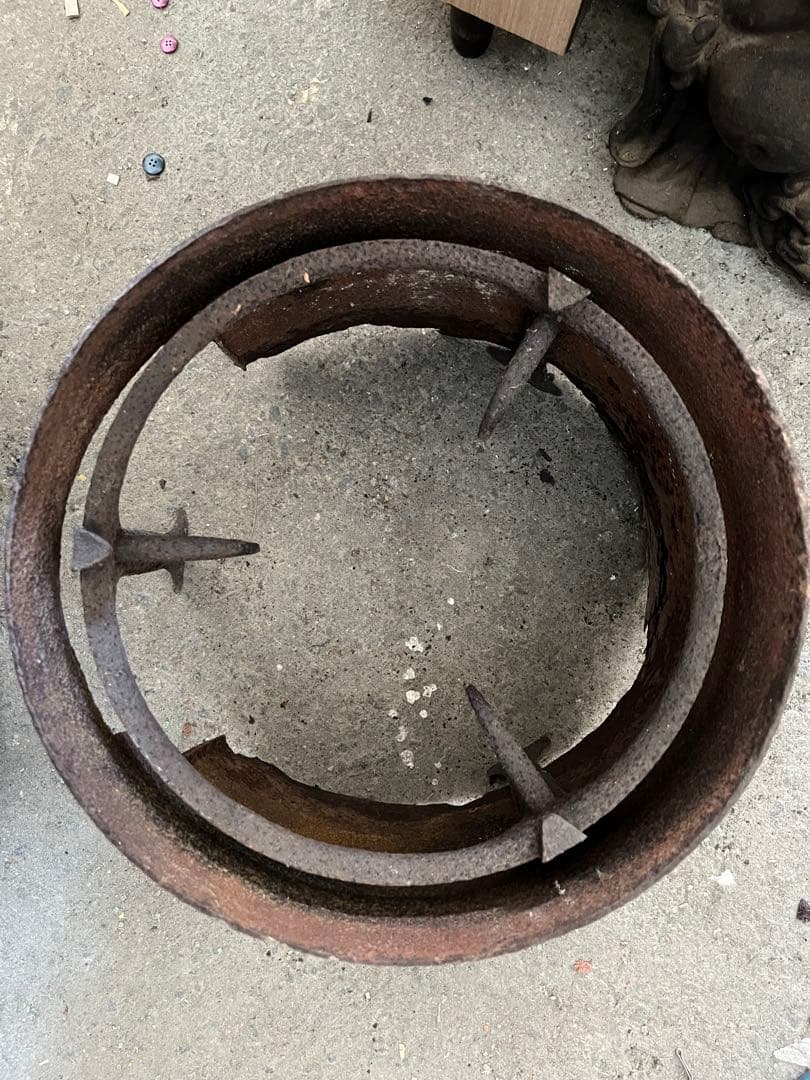 時代物レトロ茶釜セット　 (鋳鉄製　鉄器火鉢)+(茶釜 風炉釜 羽釜 アルミ製)