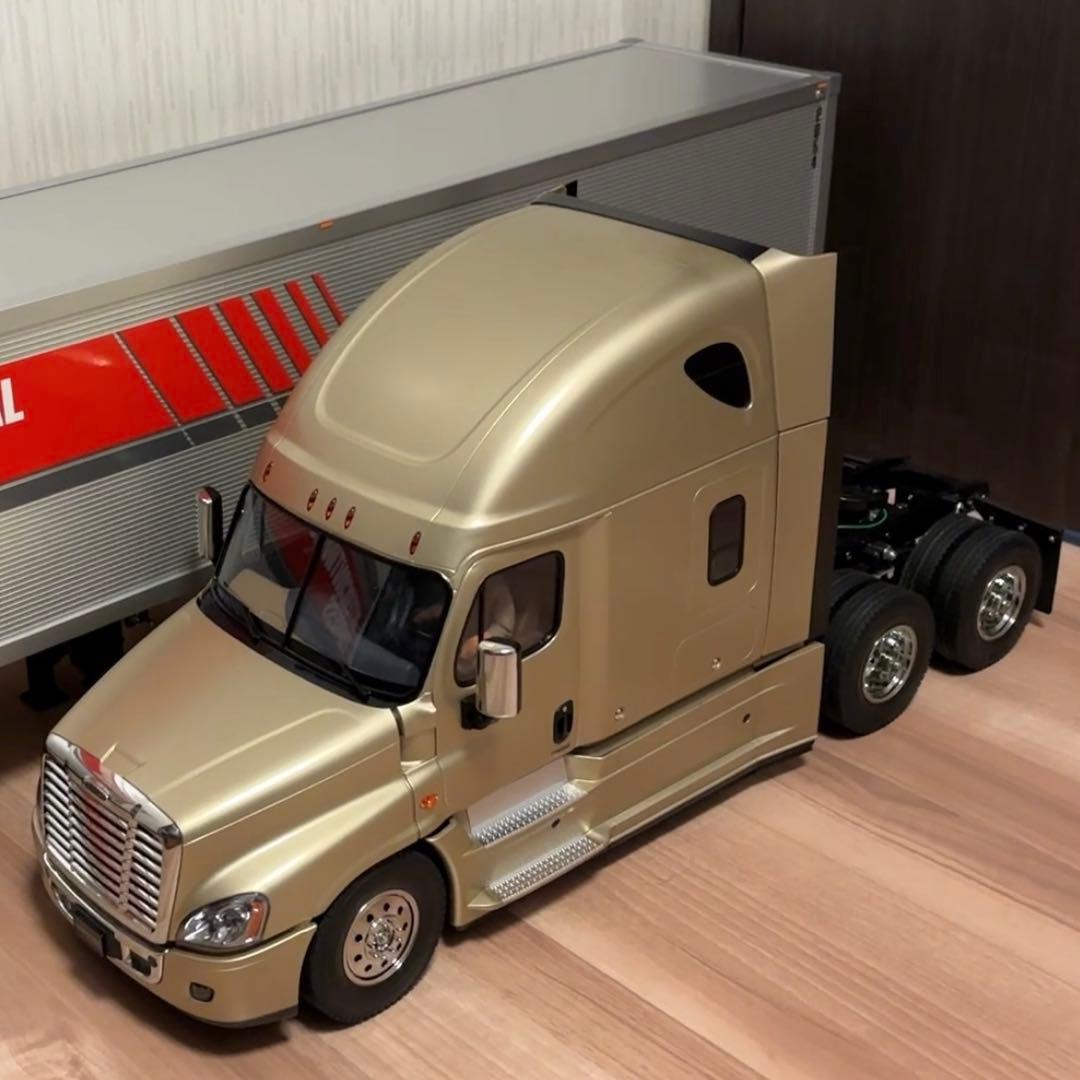希少品 カスケイディアエボリューション タミヤ トレーラー 完成品ほか
