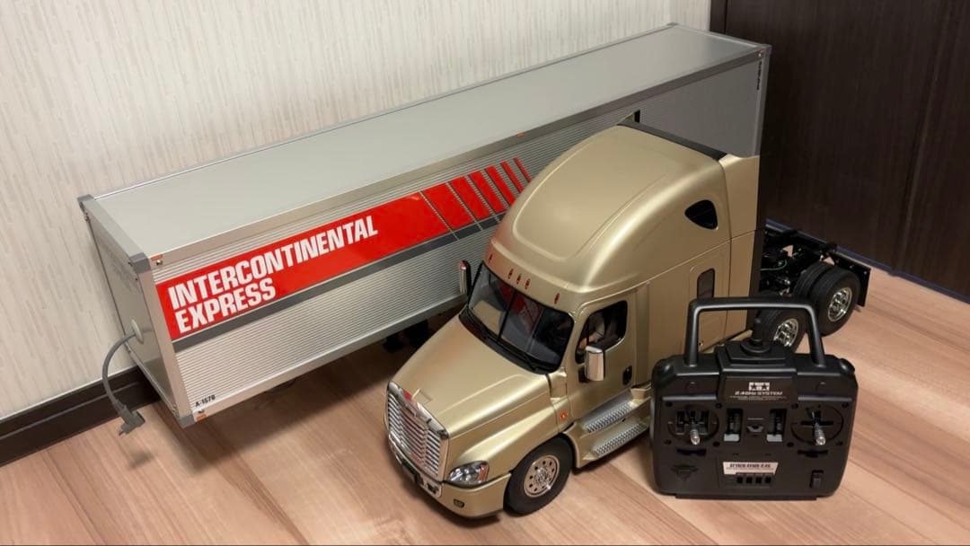 希少品 カスケイディアエボリューション タミヤ トレーラー 完成品ほか