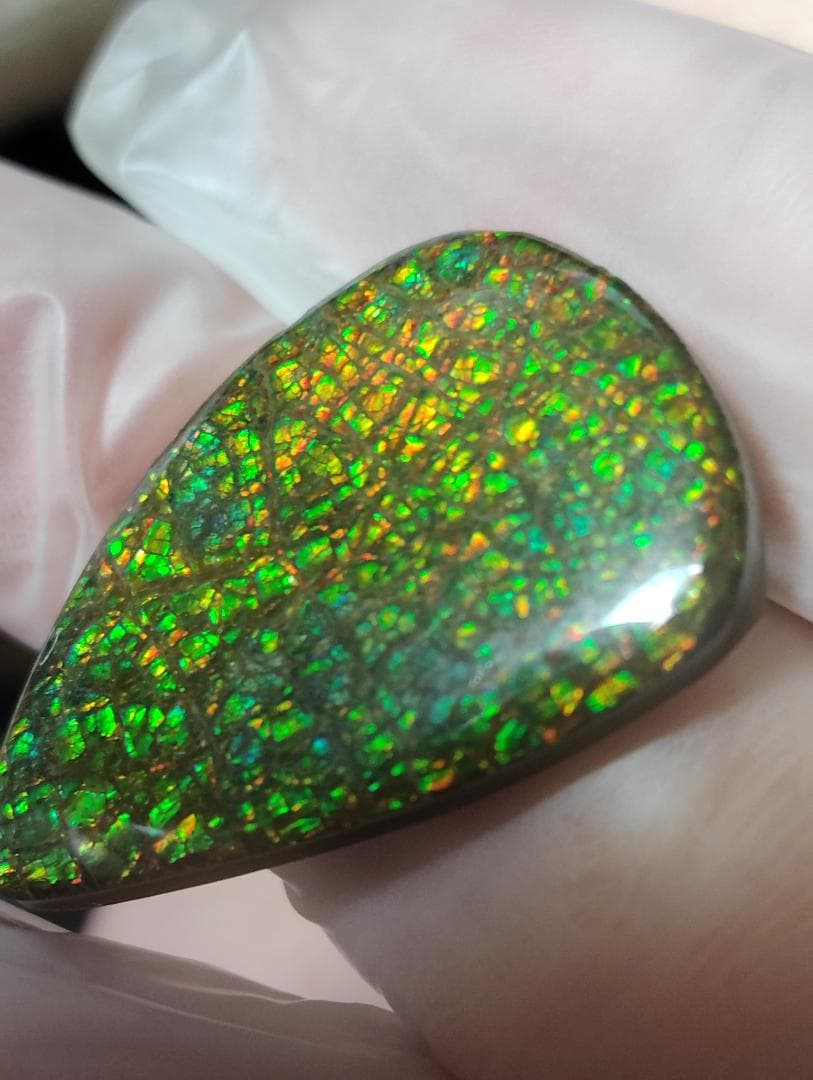 アンモライト　ルース　24-1417 21500