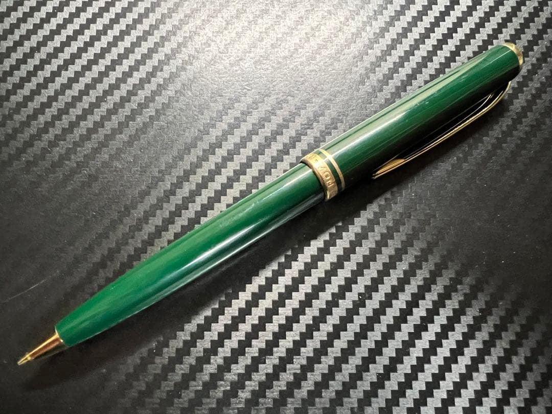 極美品 モンブラン ジェネレーション オリーブグリーン ペンシル 0.5mm