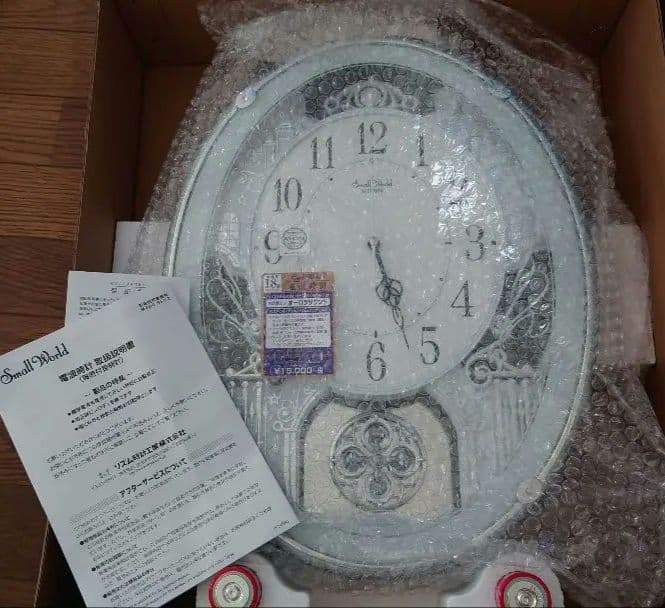 ★メルカリ市sale✨新品✨ Small World 電波掛け時計 メロディ設定