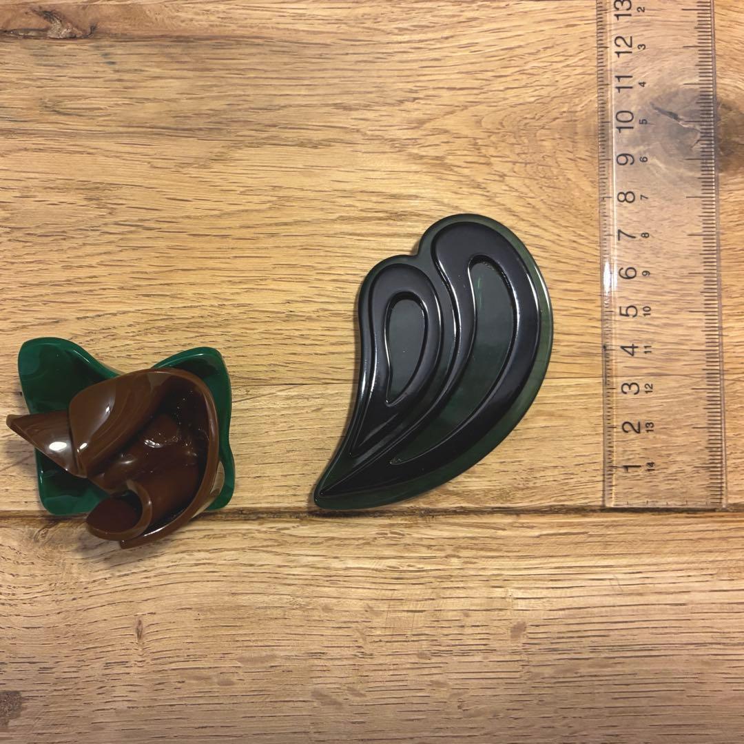 MARNI マルニ　ブローチ　新品