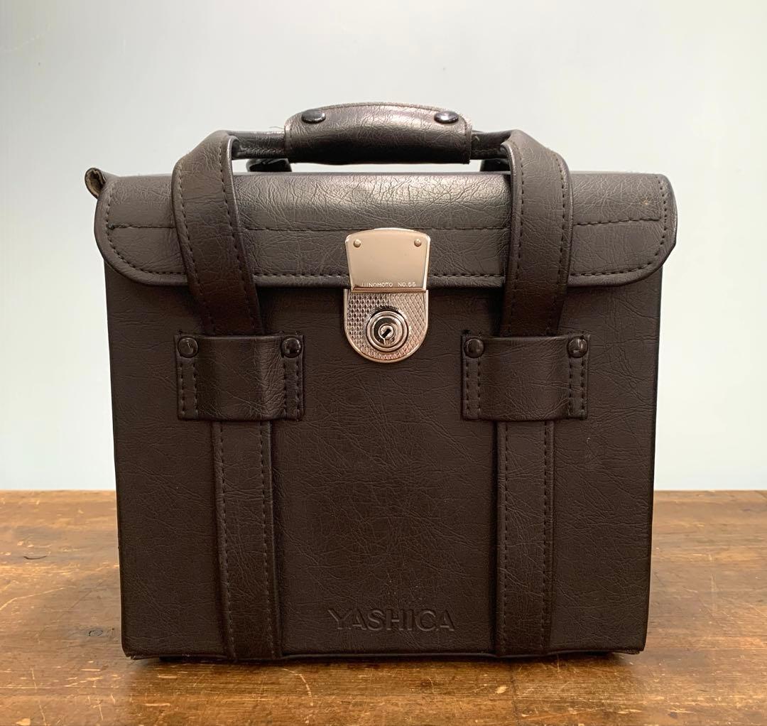 コンタックスCONTAX RTSⅡ＋ヤシカ MEDICAL100＋鍵付きケース