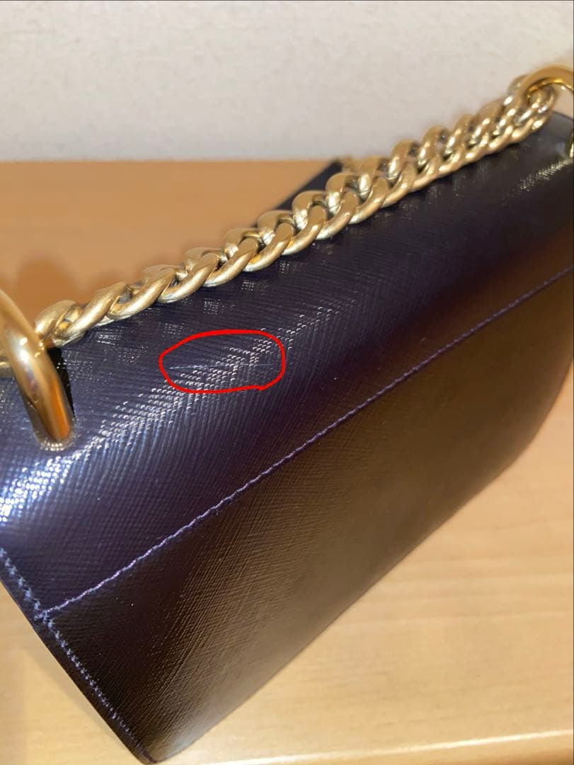 PRADA サフィアーノレザーバッグ　紫