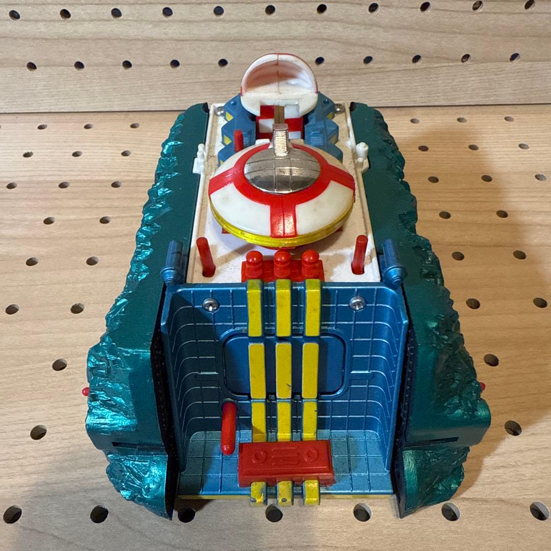 ポピニカ　UFOロボグレンダイザーか基地　宇宙開発研究所