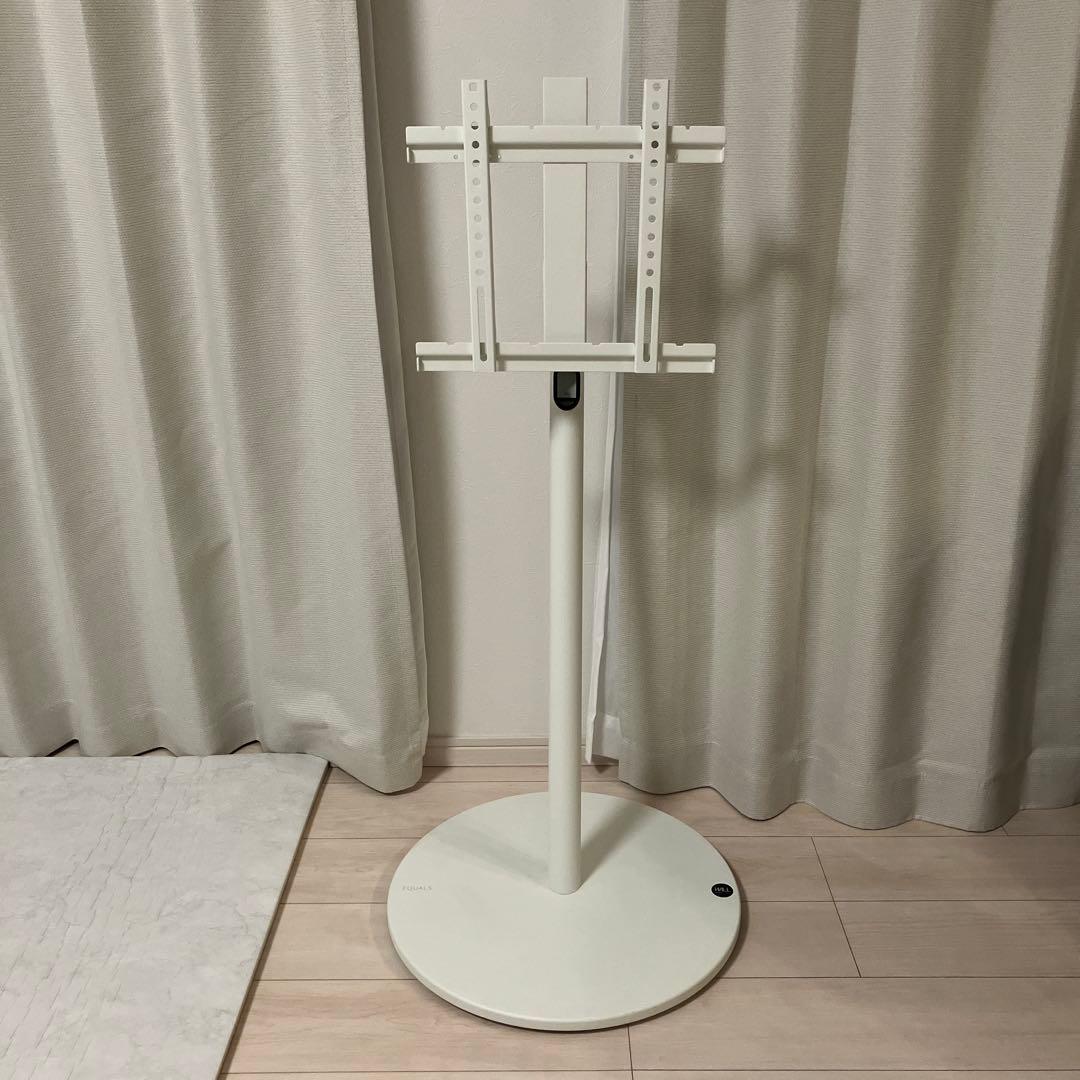 EQUALS イコールズ　WALL テレビスタンド A2 ロータイプ　キャスター