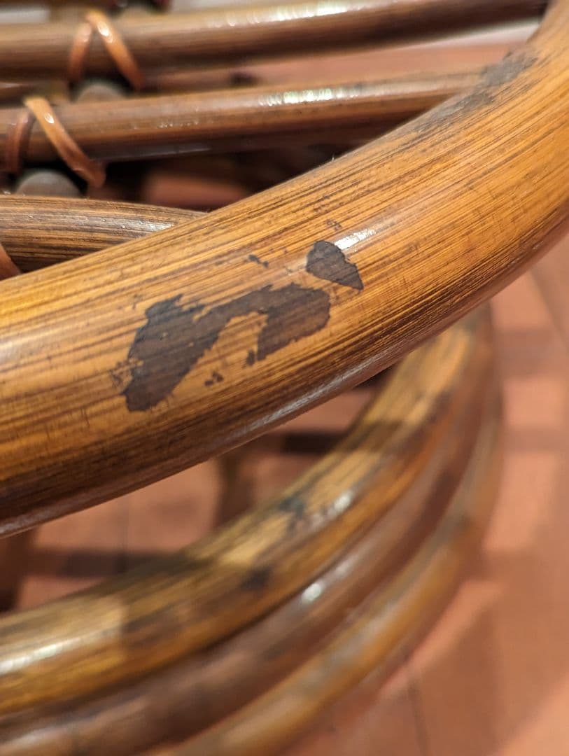 籐のガラステーブル　ラタンガラステーブル　丸テーブル　センターテーブル　丸　円型