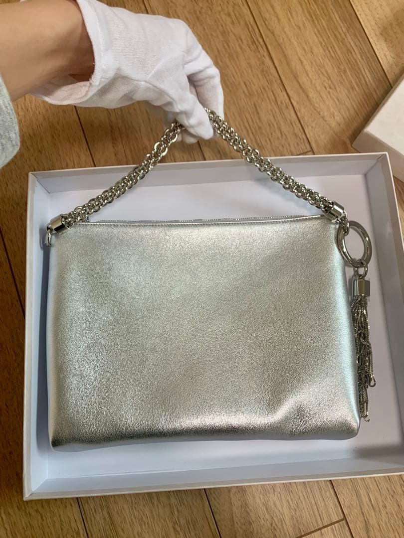 【tc.ka-ka】JIMMY CHOO シルバー クラッチバッグ