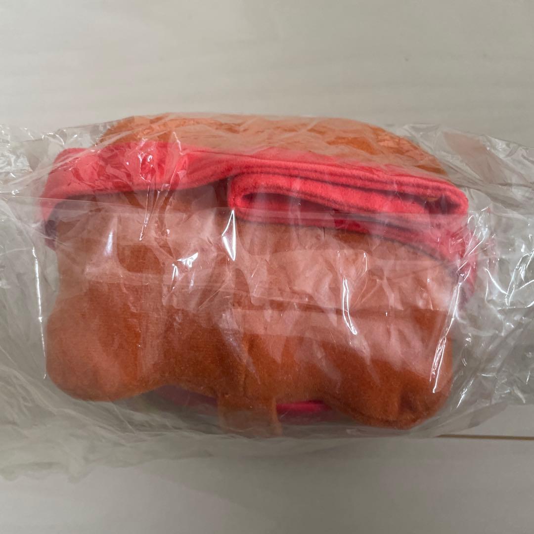 にゃんにゃんにゃんこ　ぬいぐるみ　バーガーポーチ　サンエックス タグ付き美品