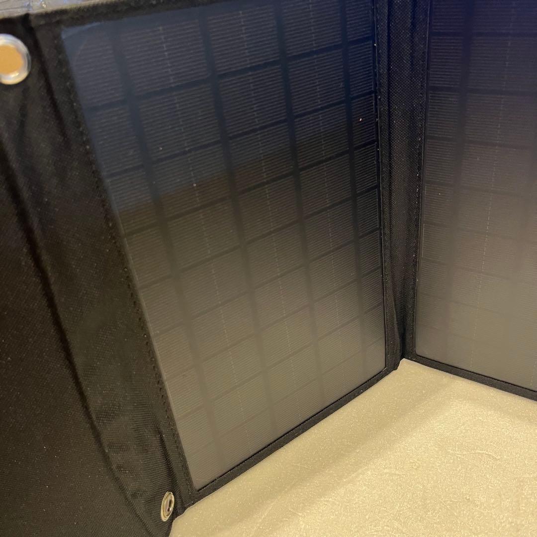 災害時に活躍携帯用ソーラー30W折りたたみ式 充電装置 アウトドア