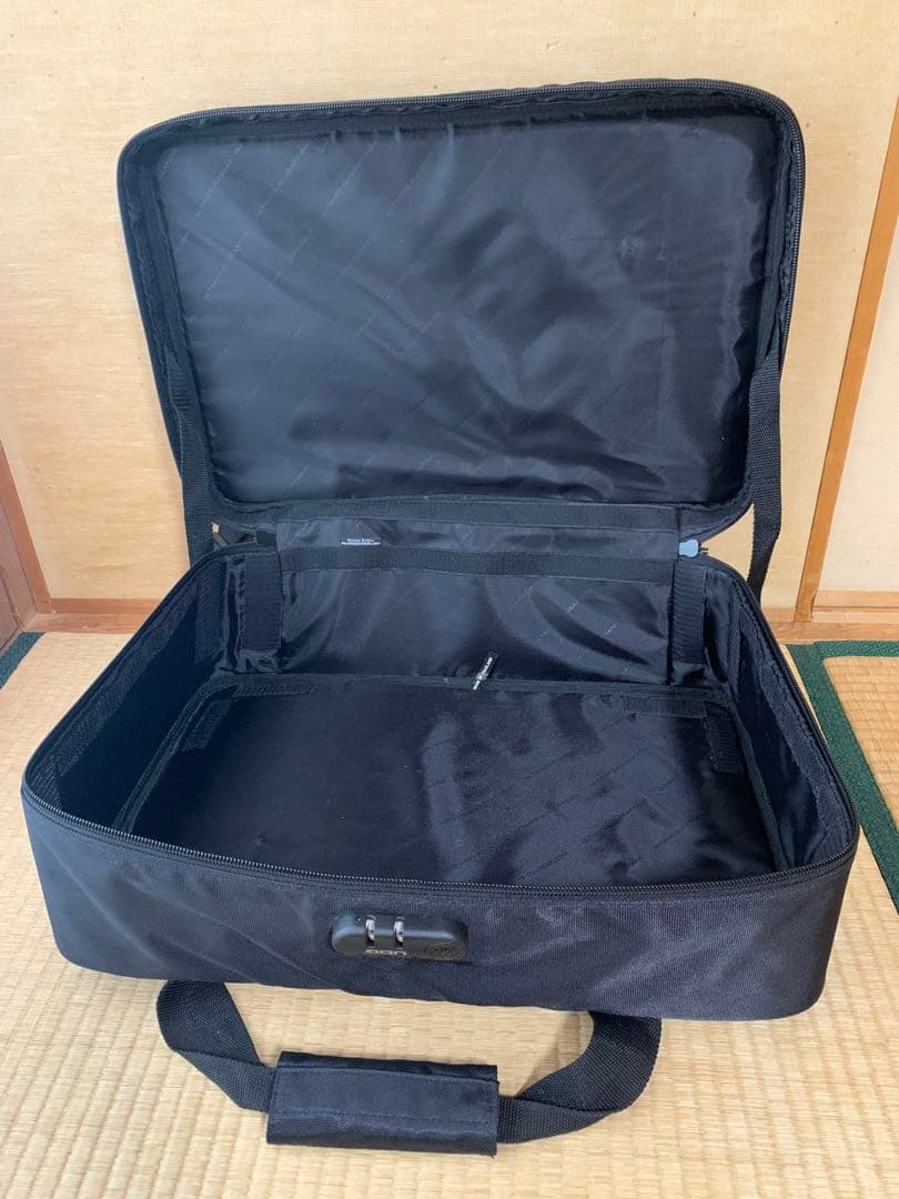 【希少】UDG CD Jewelcase Bag Black　バッグ　キャリー