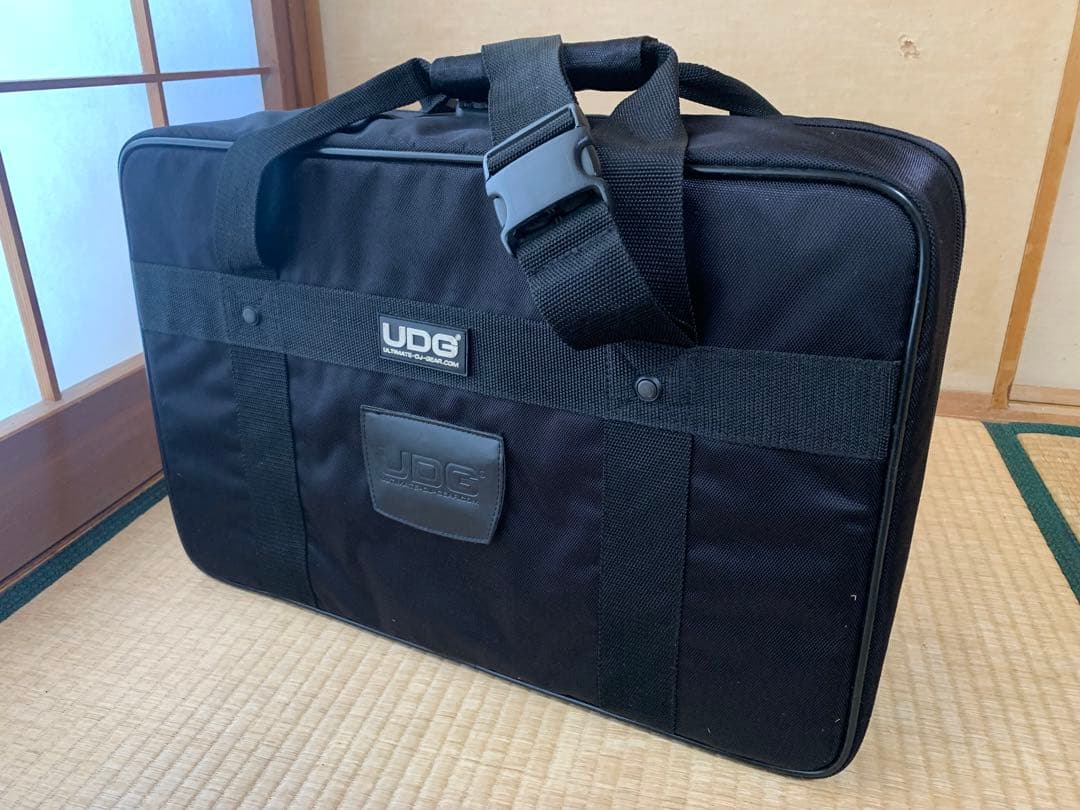 【希少】UDG CD Jewelcase Bag Black　バッグ　キャリー
