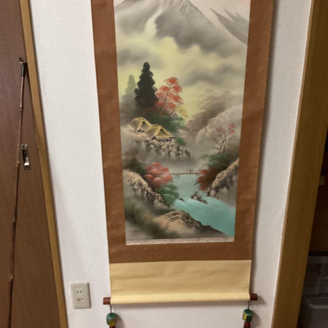 松泉筆 絹本彩色山水図 肉筆画 落款印譜在 桐箱 タトウ箱付