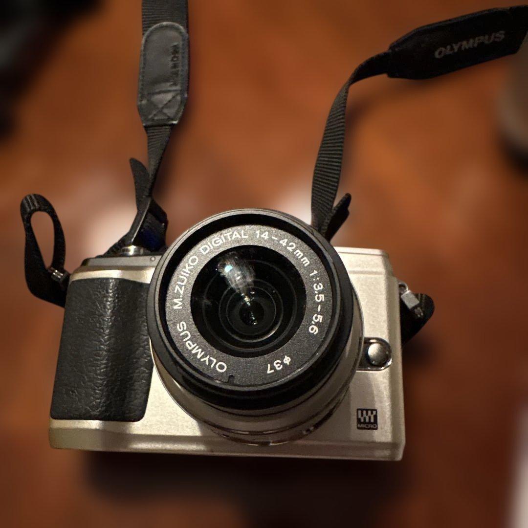 OLYMPUS PL2 デジカメM.Zuikoレンズ付き 8/30まで出品