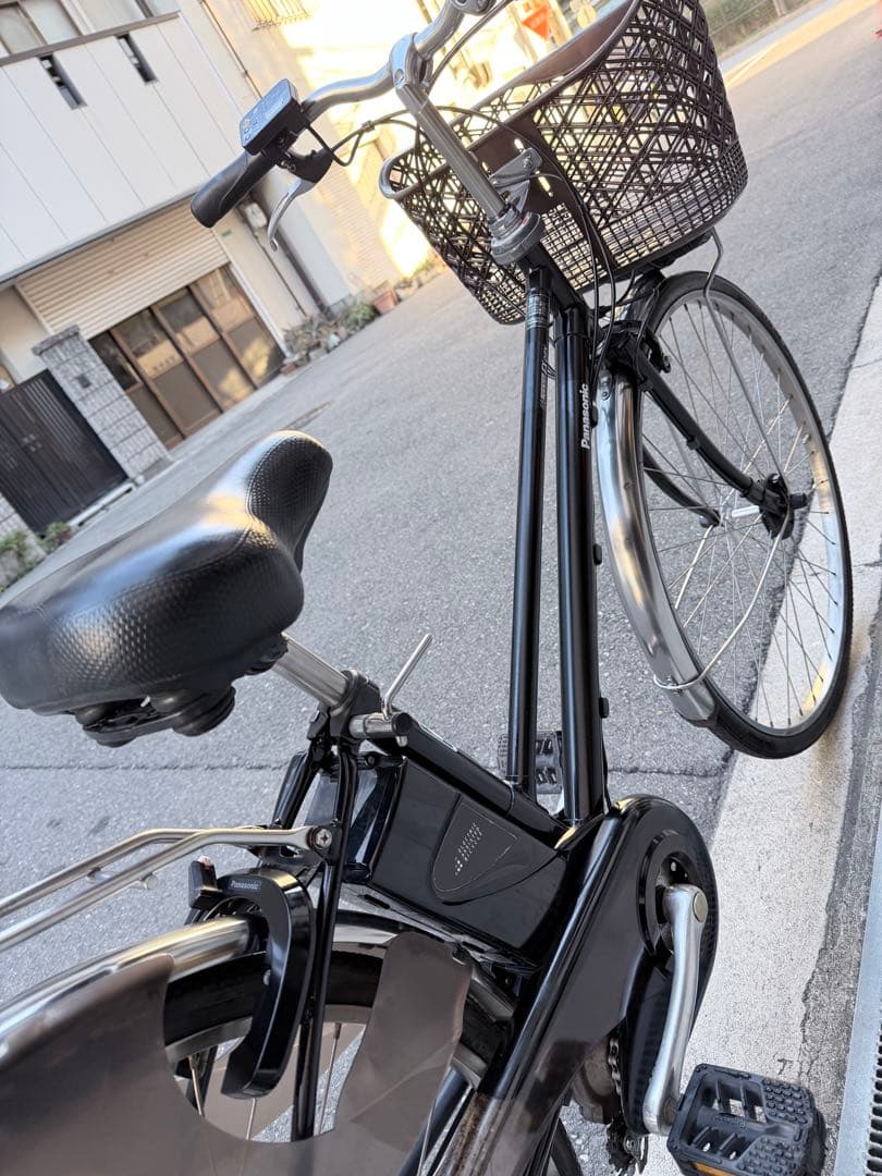 大阪府　Panasonic 電動アシスト自転車 ブラック　27インチ
