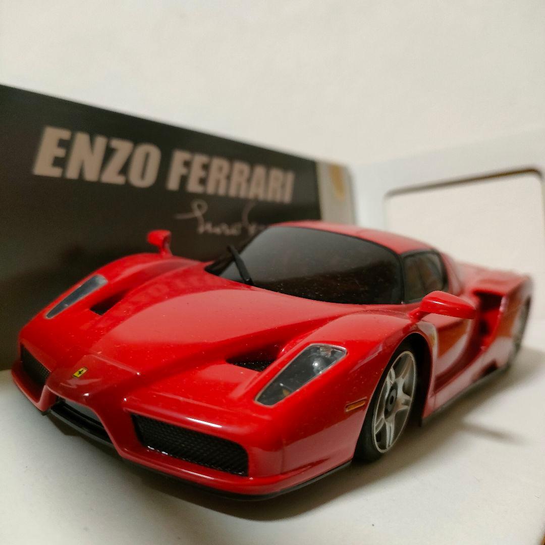 ミニッツ エンツォフェラー　MR02 Chassis 30451R 未使用