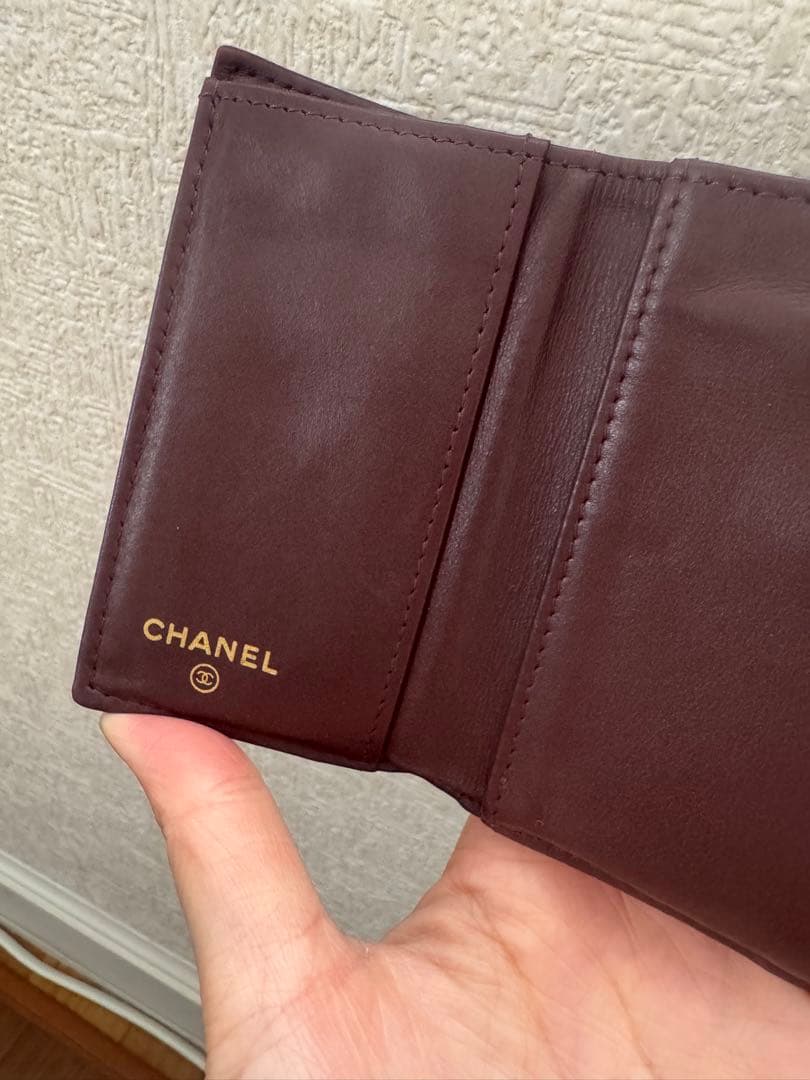 CHANEL 三つ折り財布 ブラック