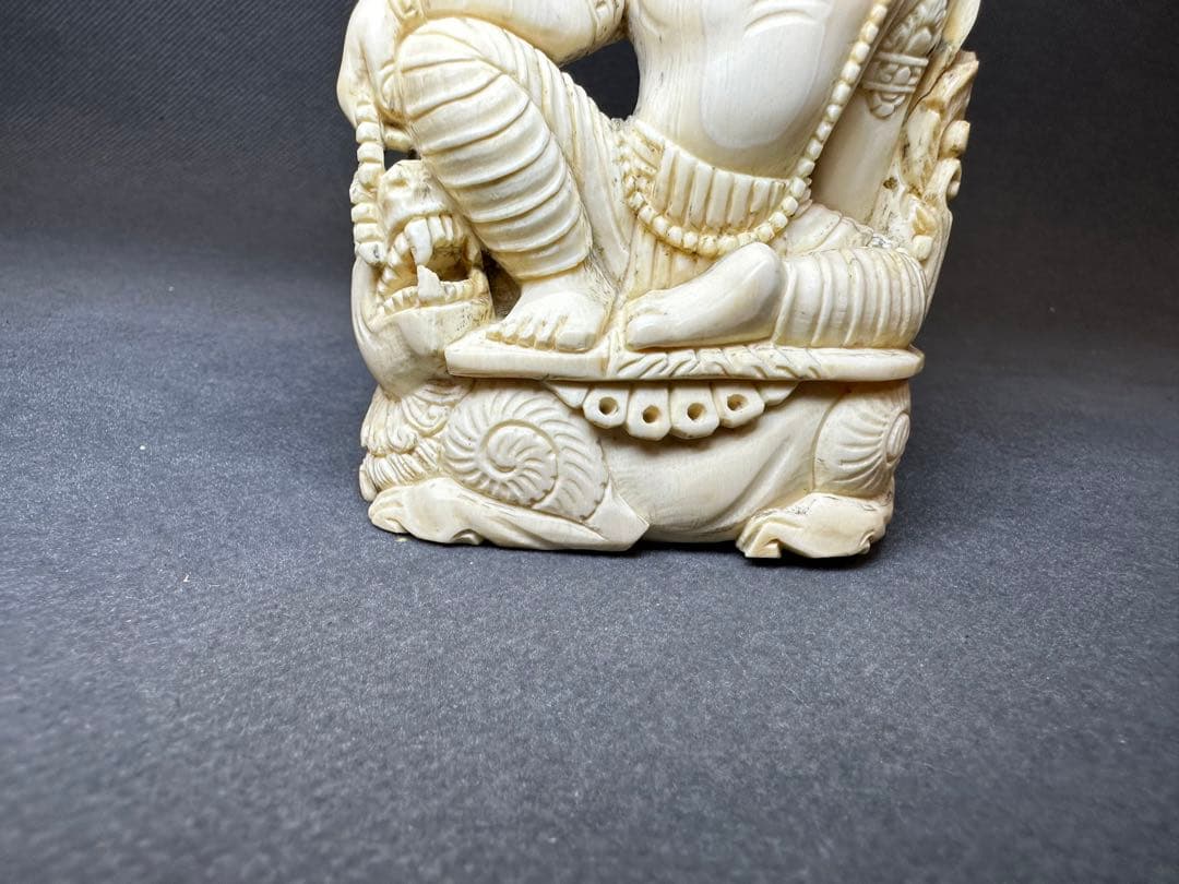 極上　置物　チベット　仏像　天然素材　アンティーク　和彫　置物　骨董　飾り物