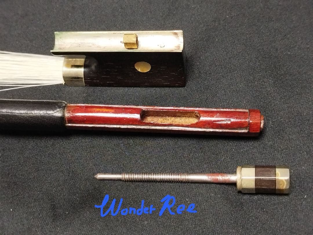 ⚫︎An Old French Violin Bow / J.T.L