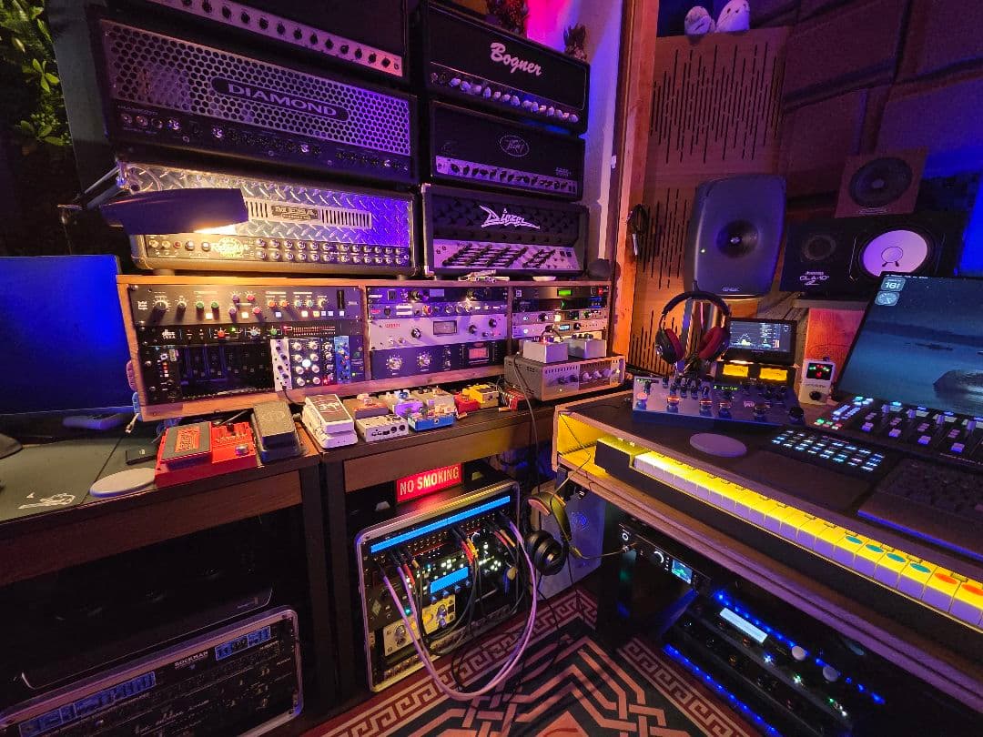 Focusrite Scarlett 18i20 Gen4 インターフェース