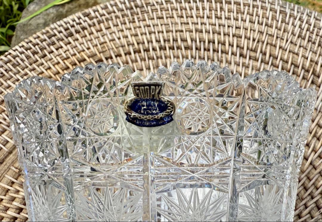 チェコ　ボヘミア　クリスタル　美しいガラス　CRYSTAL エッチング花瓶