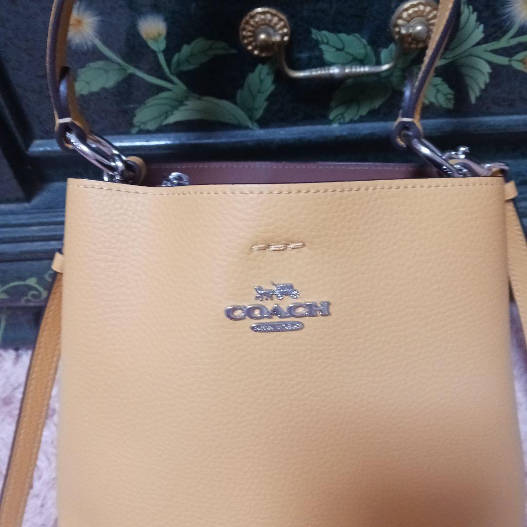 COACH マスタードイエロー ショルダーバッグ