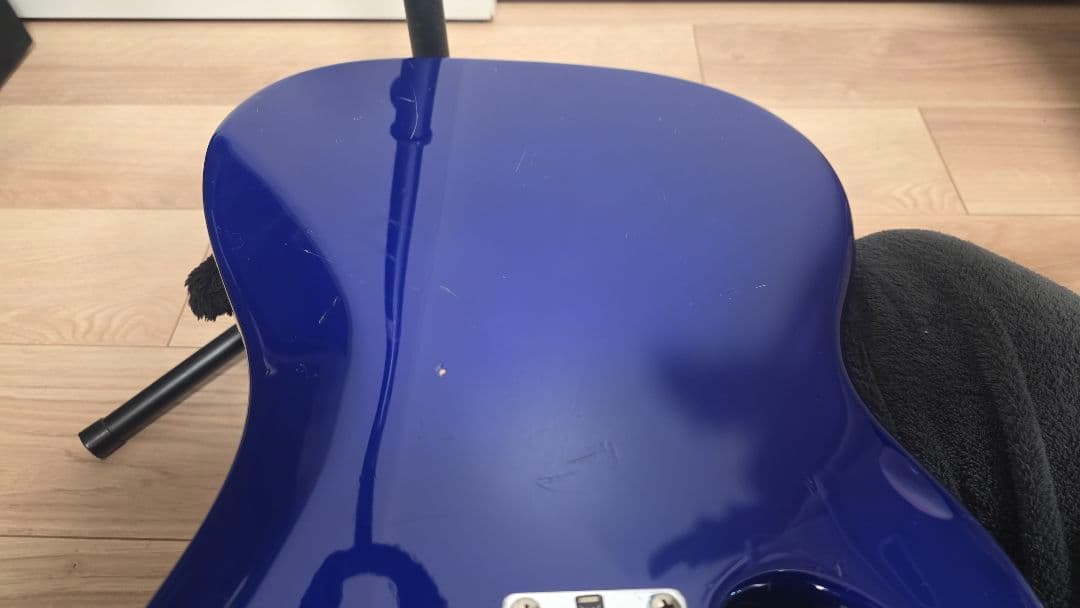 ベース Squier Affinity Series Bass Blue