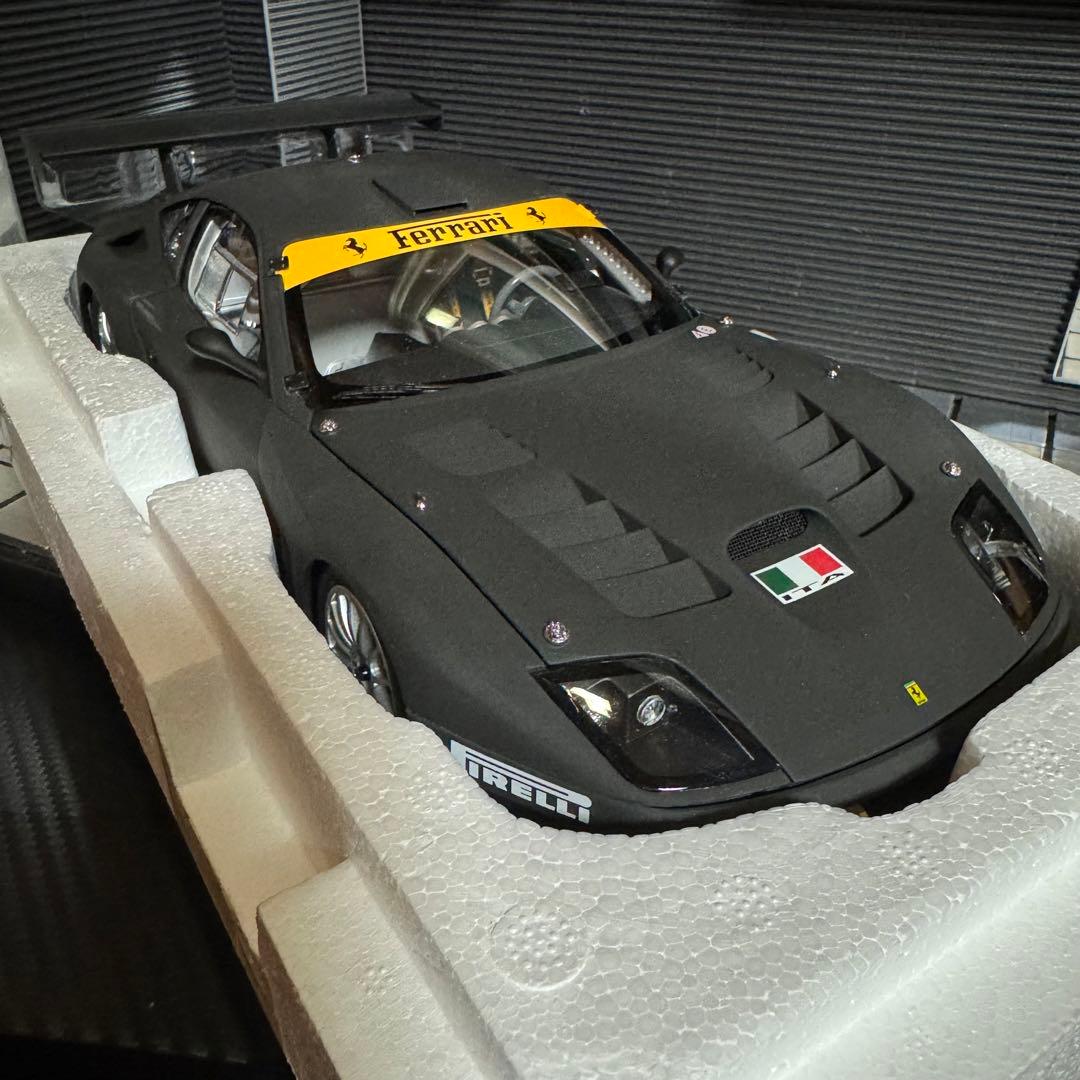 絶版 未展示品 京商 1/18 フェラーリ 575 GTC マットブラック