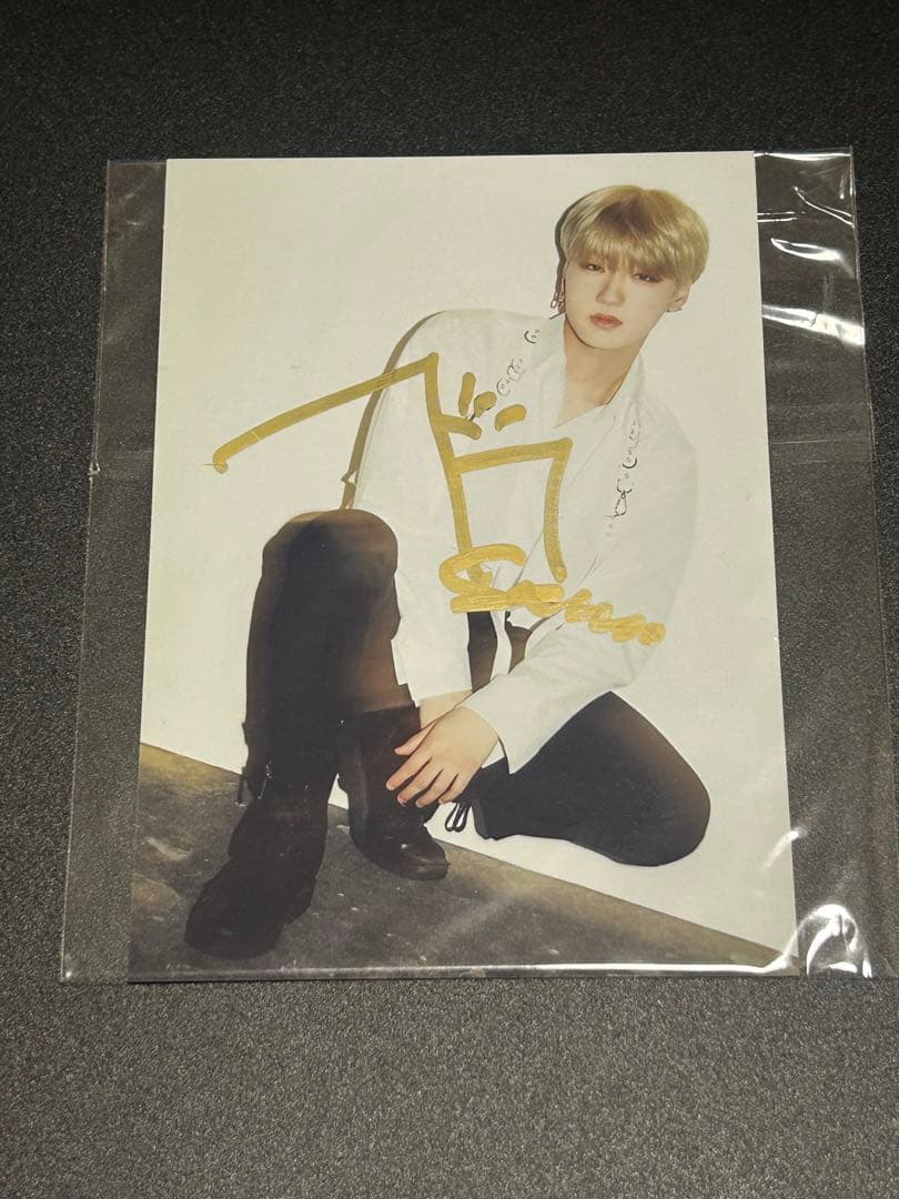 ATEEZ サン 直筆 サイン