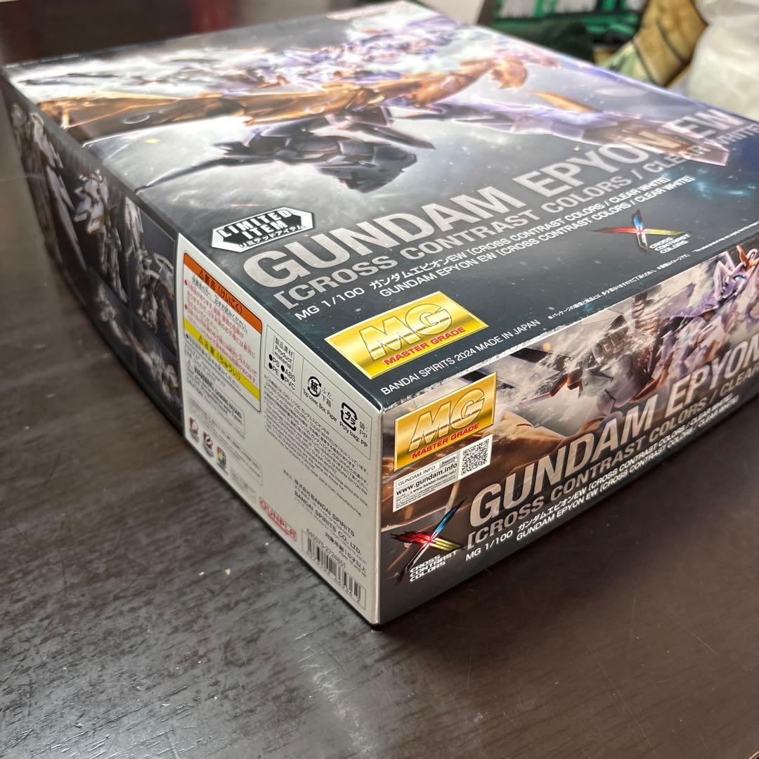 ロボット GUNDAM EPYON EW (CROSS CONTRAST COLORS)