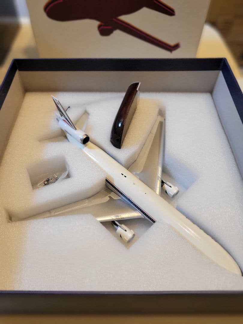 超激レア！McDonnell Douglas MD-11 1/200　デルタ