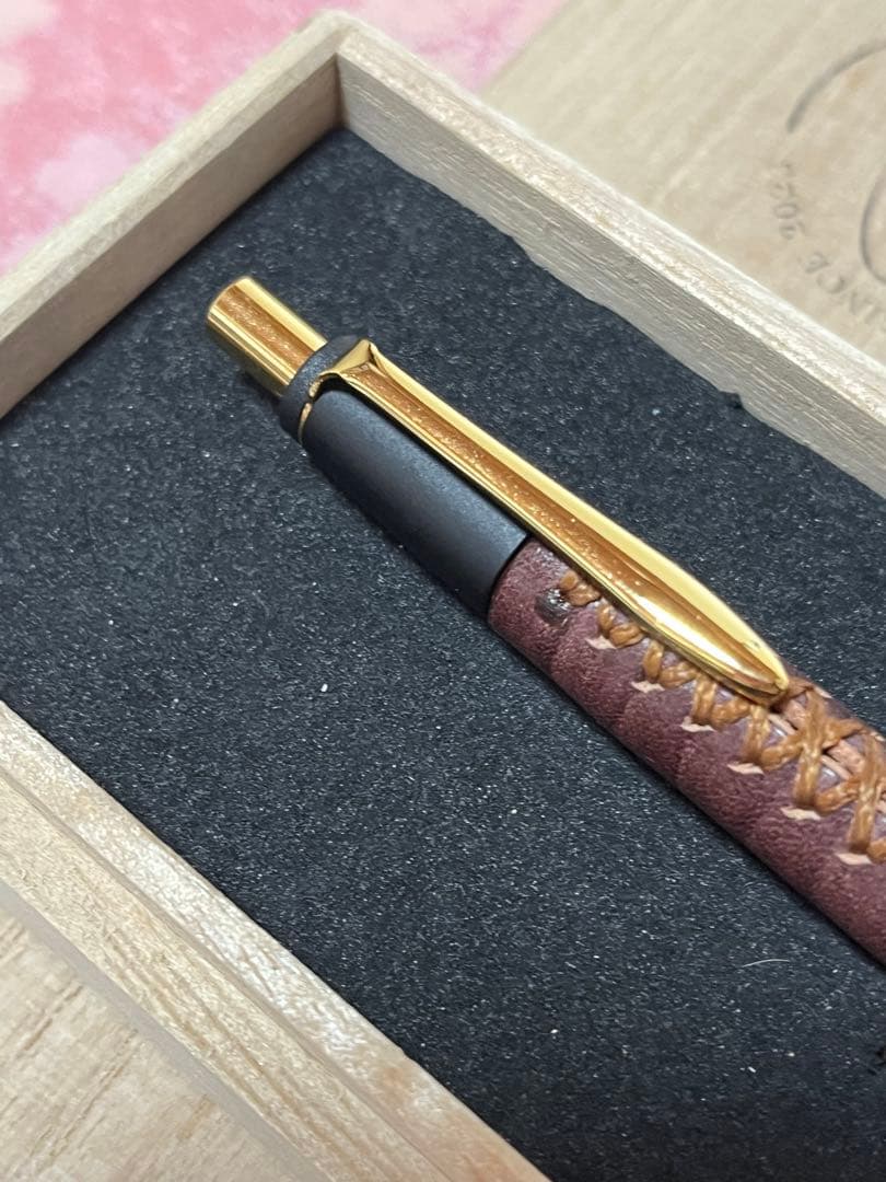 シックザール Schicksal 特上ヌメ革節目模様 シャーペン 革軸ペン