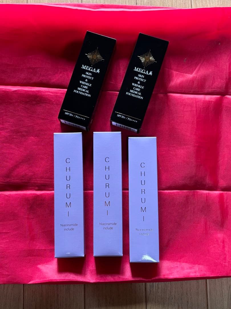 CHURUMI リキッドファンデーション 2本 ホワイトクリーム3本