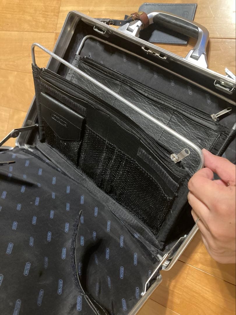 RIMOWA リモワ　アタッシュケース