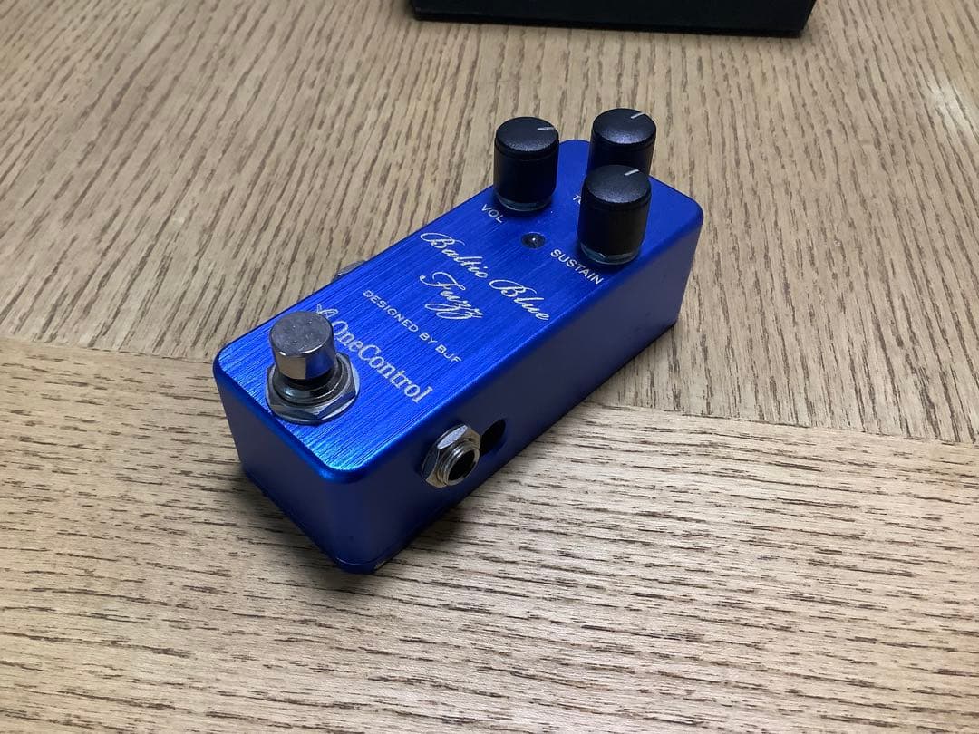 【中古】One Control Baltic Blue Fuzz