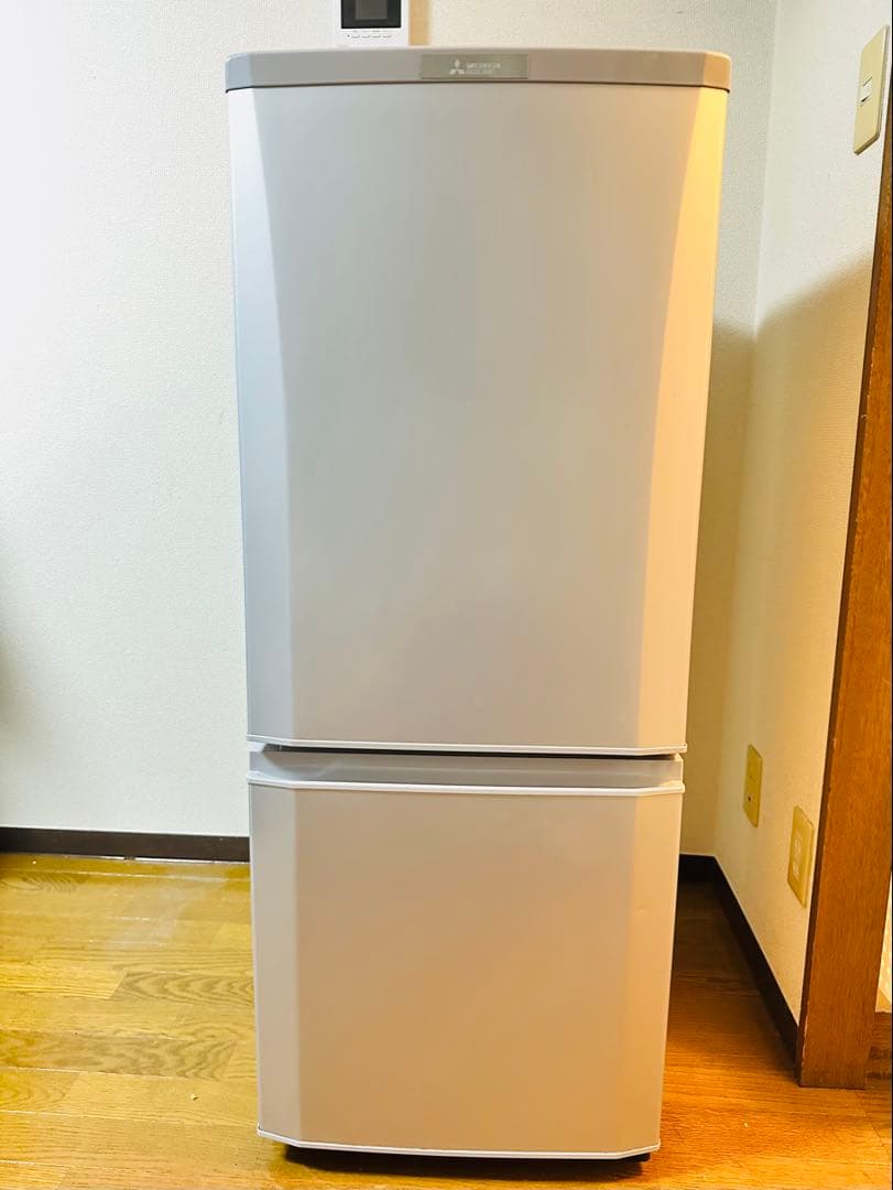 三菱電機ノンフロン冷蔵庫 MR-P15E-S1 146L 2020年製